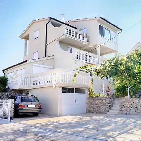 דירה Luger Eg By Interhome Ražanj