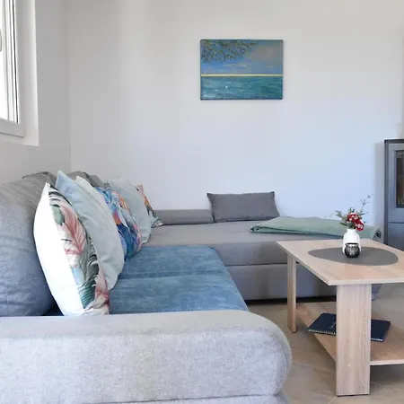 Luger Eg By Interhome Appartement Ražanj