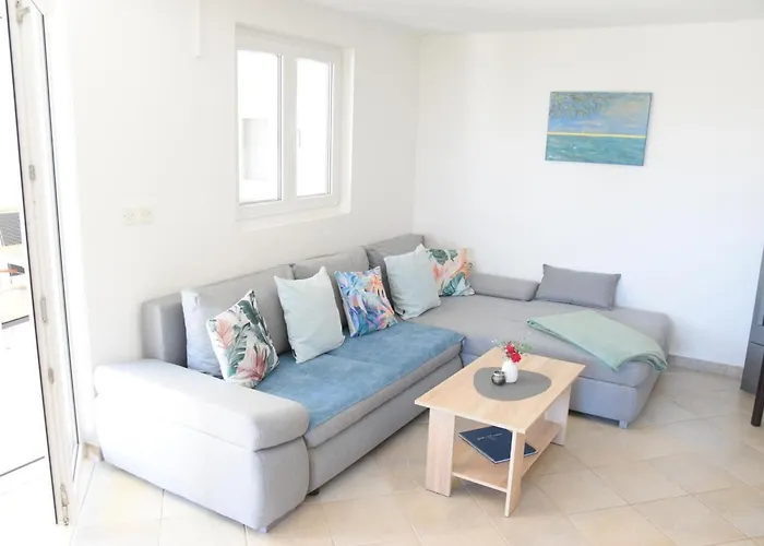 Luger Eg By Interhome * Ražanj