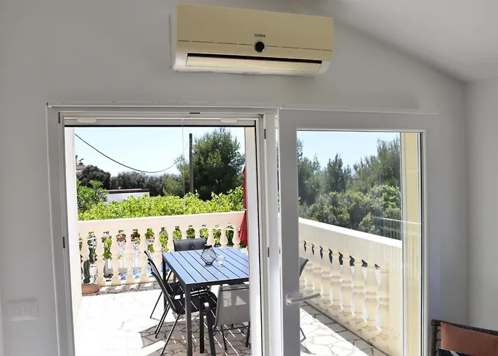 Luger Eg By Interhome *