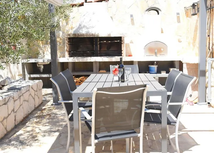 Luger Eg By Interhome Lejlighed *