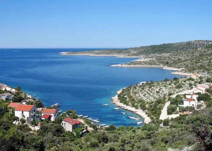 Lejlighed Luger Eg By Interhome *